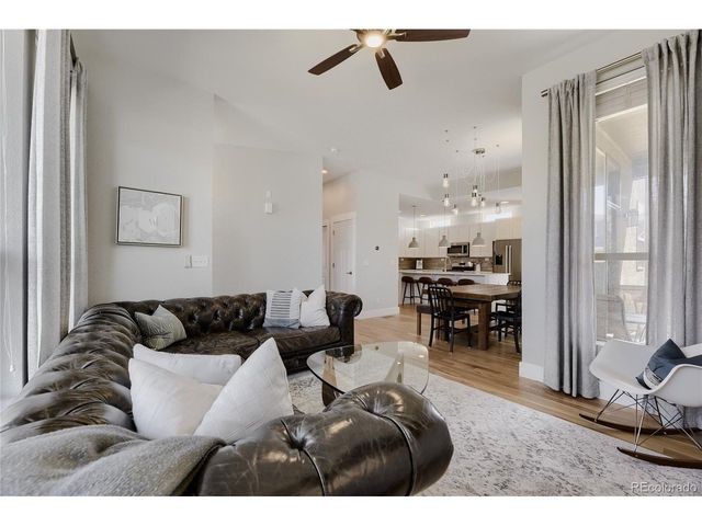 2860 Kingston St, Denver, CO 80238