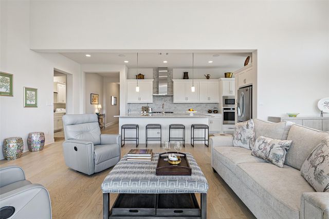 19401 Summit Glory TRL 80, Spicewood, TX 78669