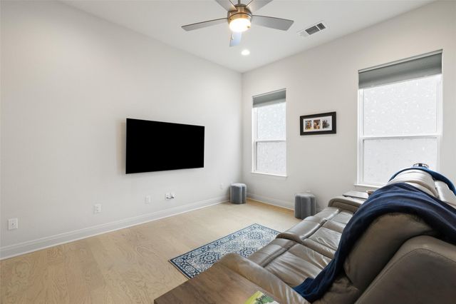 19401 Summit Glory TRL 80, Spicewood, TX 78669