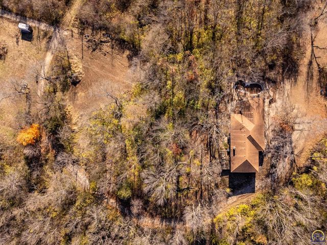 141 & 127 SW Urish RD, Topeka, KS 66615