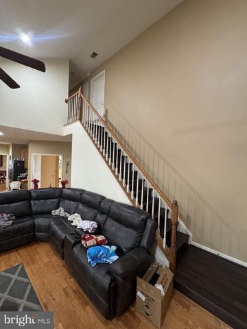 14788 COURTLANDT HEIGHTS RD, Woodbridge, VA 22193
