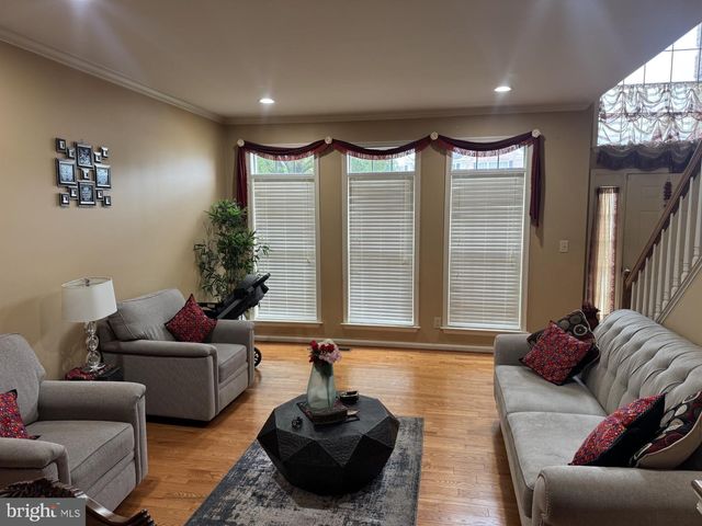 14788 COURTLANDT HEIGHTS RD, Woodbridge, VA 22193