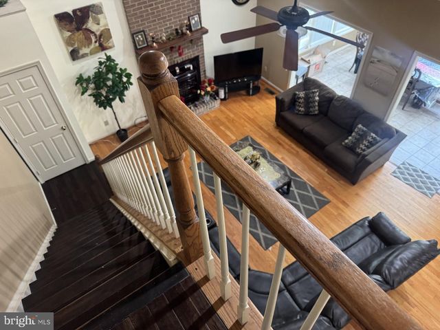 14788 COURTLANDT HEIGHTS RD, Woodbridge, VA 22193