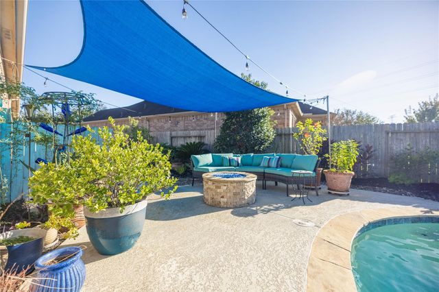 653 Iago Court, League City, TX 77573