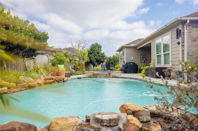 653 Iago Court, League City, TX 77573