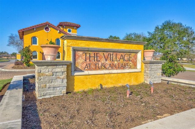 653 Iago Court, League City, TX 77573