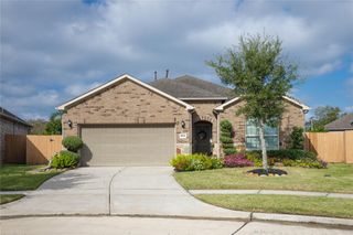 653 Iago Court, League City, TX 77573