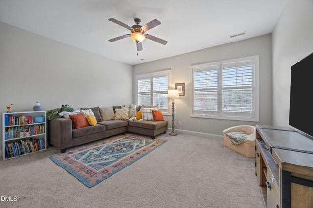 2804 Kingston Manor Drive, Wake Forest, NC 27587