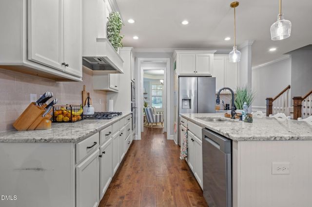 2804 Kingston Manor Drive, Wake Forest, NC 27587