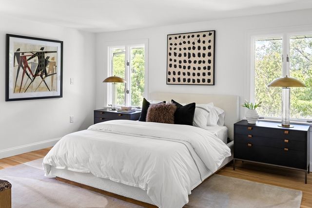 171 Shaw Rd, Brookline, MA 02467