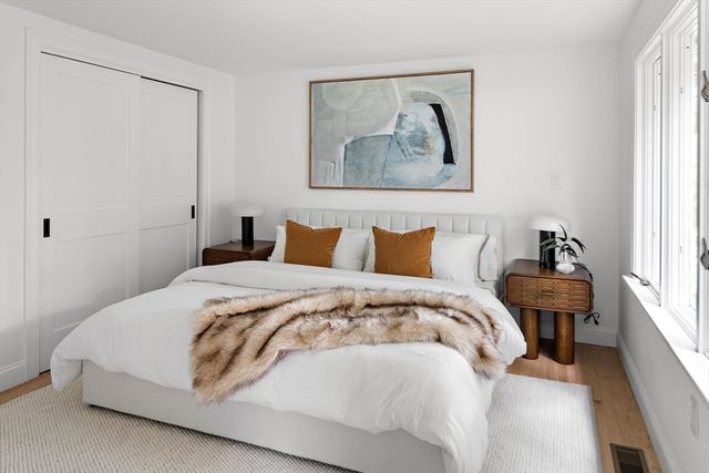 171 Shaw Rd, Brookline, MA 02467