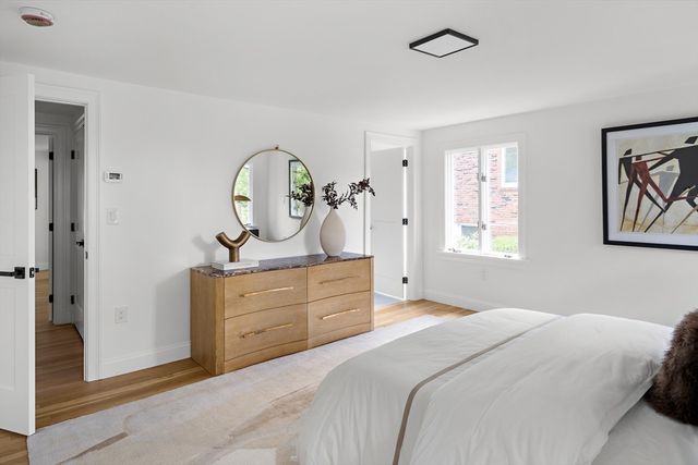 171 Shaw Rd, Brookline, MA 02467