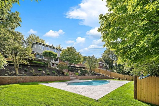 171 Shaw Rd, Brookline, MA 02467