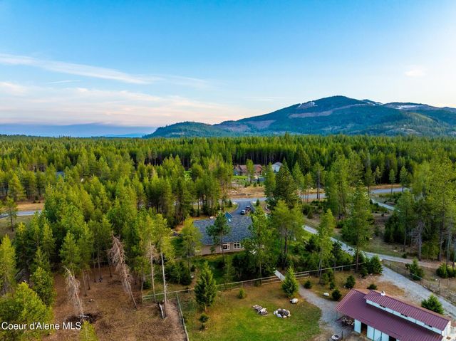 5867 W SPARROWHAWK DR, Rathdrum, ID 83858