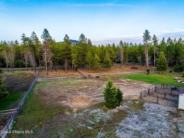 5867 W SPARROWHAWK DR, Rathdrum, ID 83858