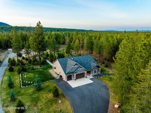 5867 W SPARROWHAWK DR, Rathdrum, ID 83858
