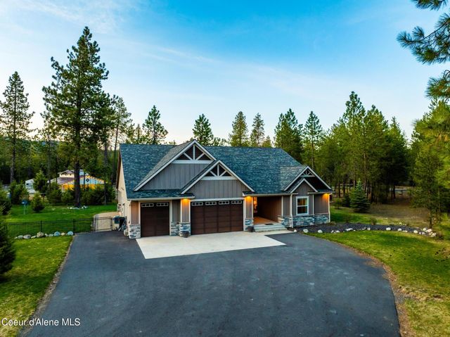 5867 W SPARROWHAWK DR, Rathdrum, ID 83858