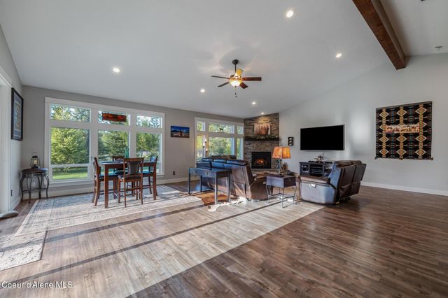 5867 W SPARROWHAWK DR, Rathdrum, ID 83858