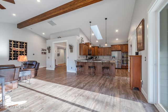 5867 W SPARROWHAWK DR, Rathdrum, ID 83858