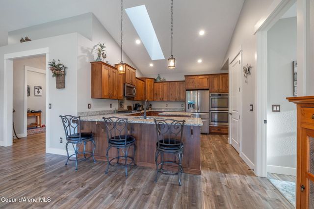 5867 W SPARROWHAWK DR, Rathdrum, ID 83858