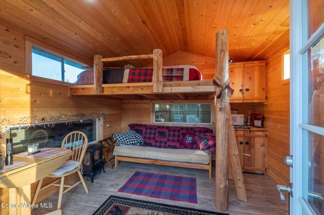 5867 W SPARROWHAWK DR, Rathdrum, ID 83858