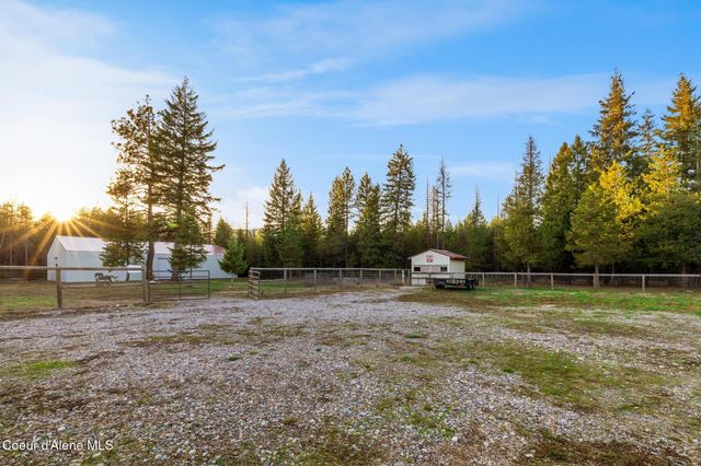 5867 W SPARROWHAWK DR, Rathdrum, ID 83858