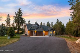 5867 W SPARROWHAWK DR, Rathdrum, ID 83858