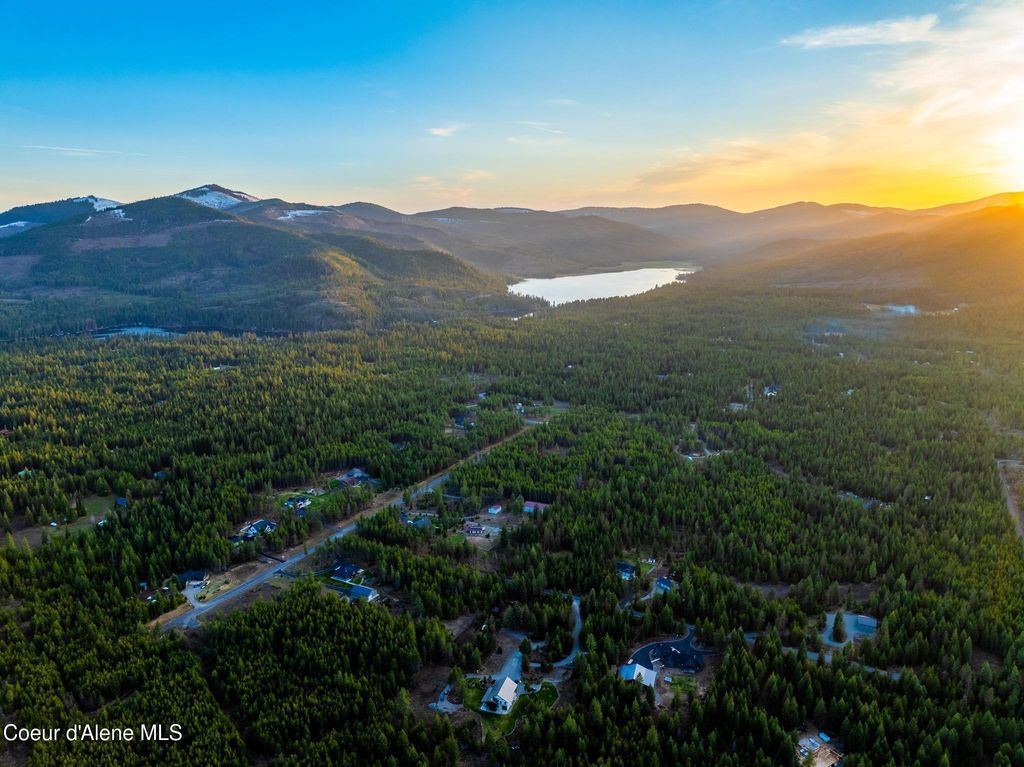 5867 W SPARROWHAWK DR, Rathdrum, ID 83858 photo 103