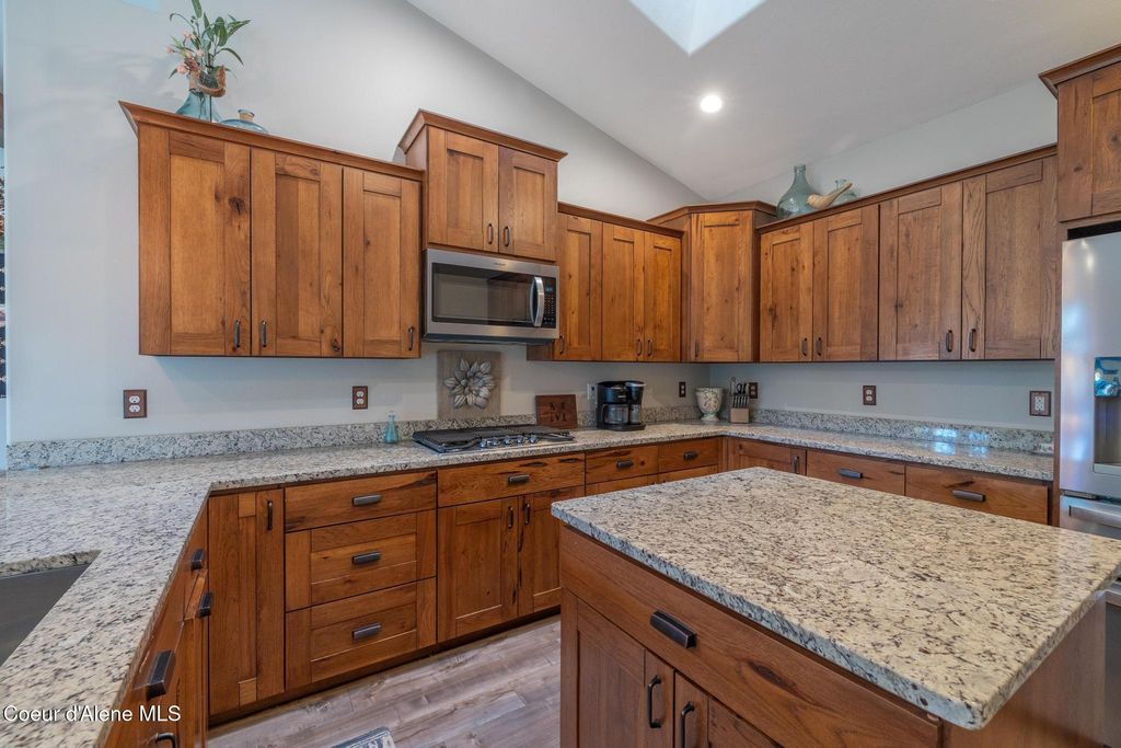 5867 W SPARROWHAWK DR, Rathdrum, ID 83858 photo 32