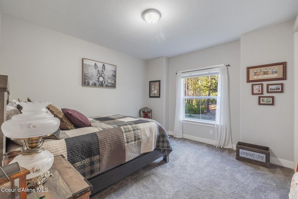 5867 W SPARROWHAWK DR, Rathdrum, ID 83858 photo 43