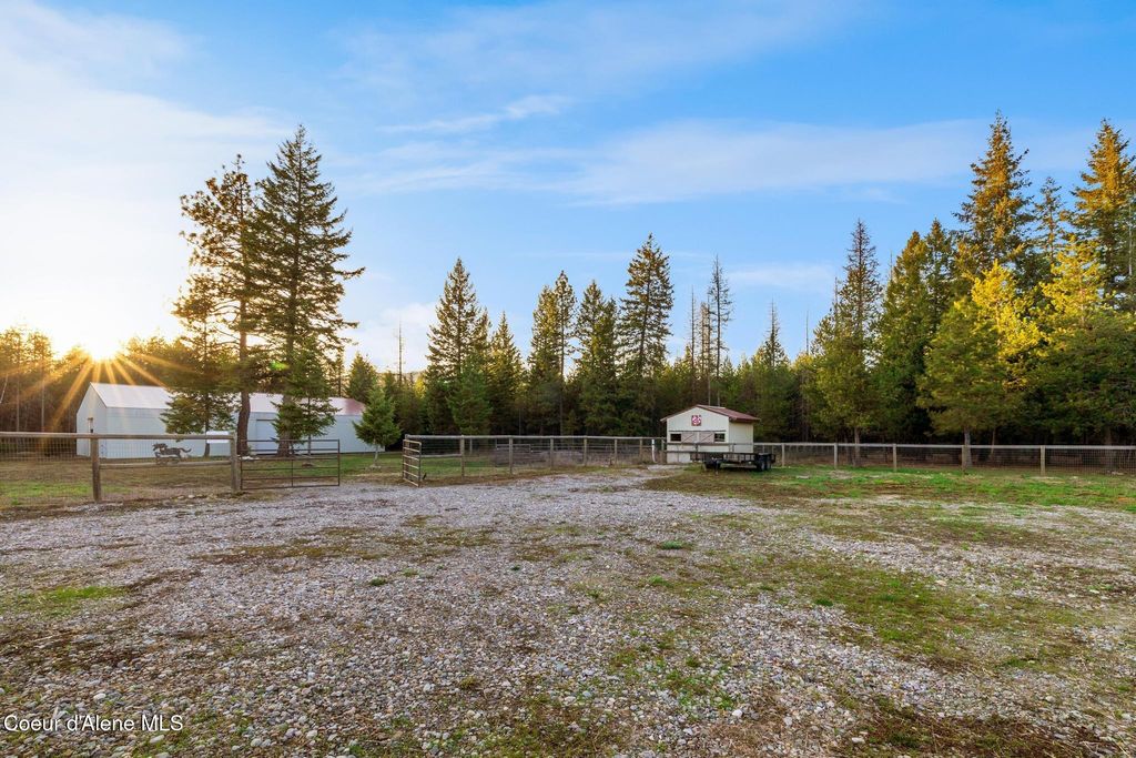 5867 W SPARROWHAWK DR, Rathdrum, ID 83858 photo 83