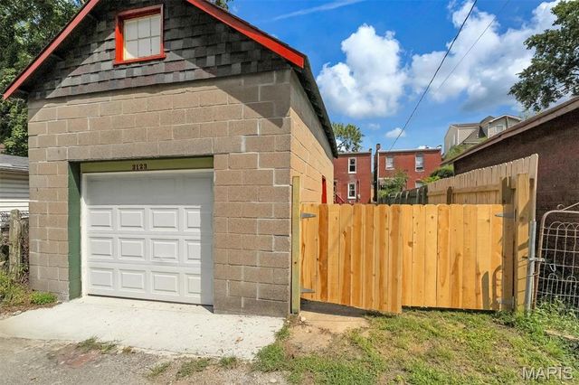 3123 Alfred Avenue, St Louis, MO 63116