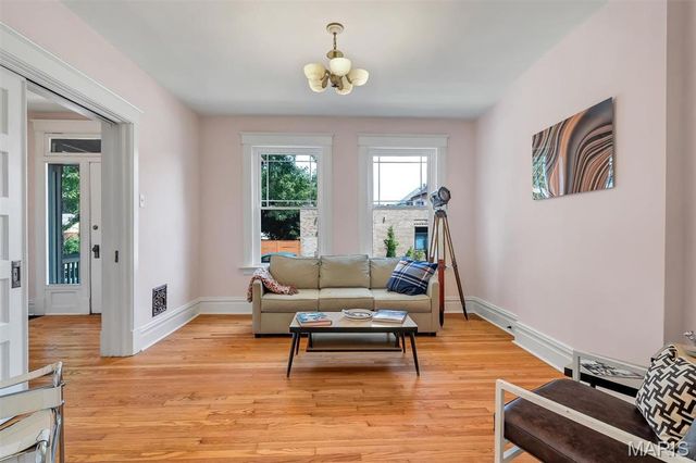 3123 Alfred Avenue, St Louis, MO 63116