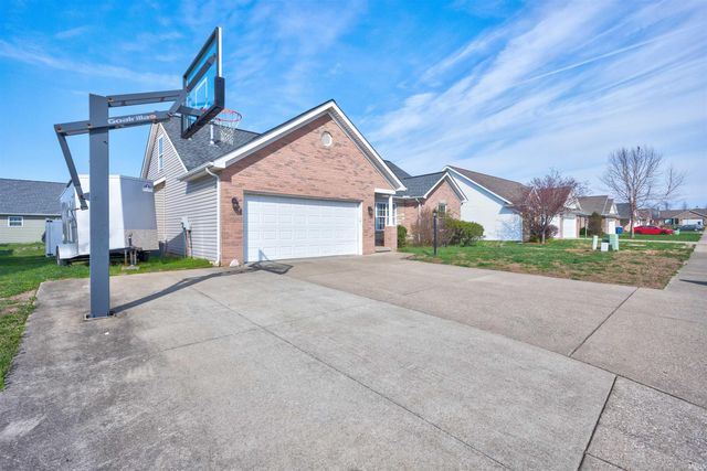 1932 Saint Lucia Drive, Newburgh, IN 47630