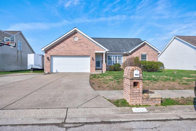 1932 Saint Lucia Drive, Newburgh, IN 47630