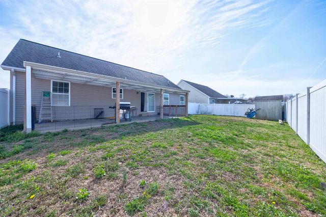 1932 Saint Lucia Drive, Newburgh, IN 47630