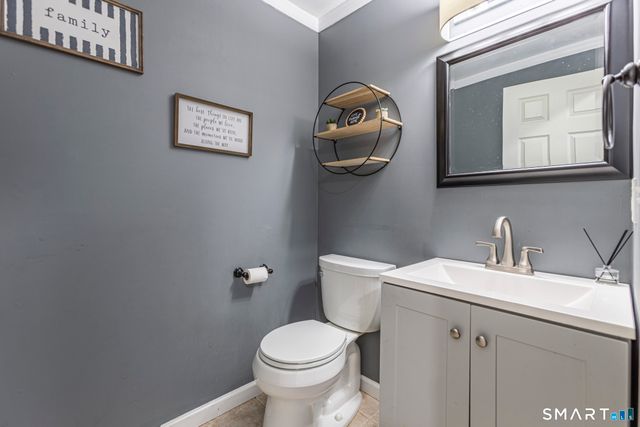 107 Amherst Drive, Manchester, CT 06042