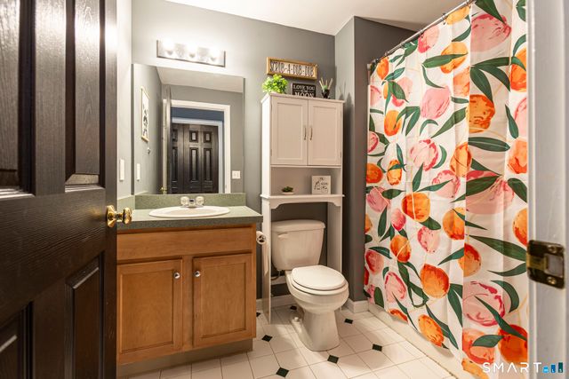 107 Amherst Drive, Manchester, CT 06042