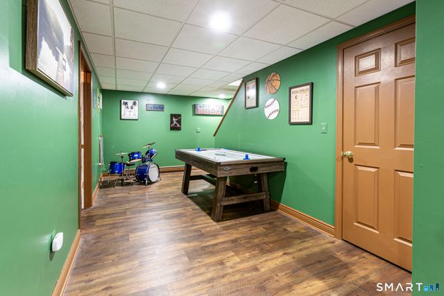 107 Amherst Drive, Manchester, CT 06042