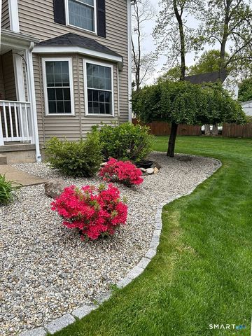 107 Amherst Drive, Manchester, CT 06042