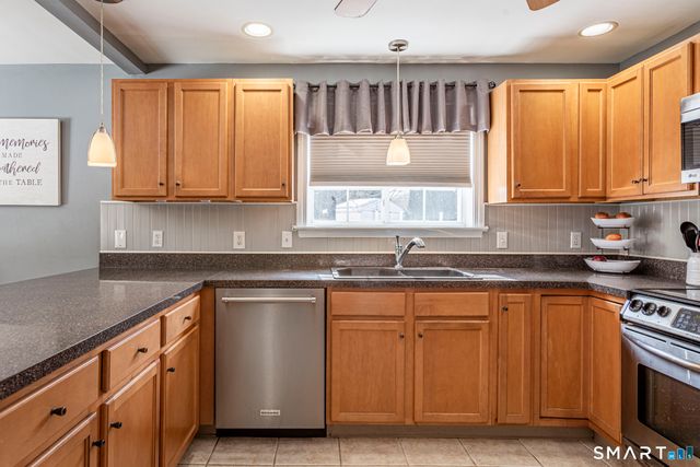 107 Amherst Drive, Manchester, CT 06042