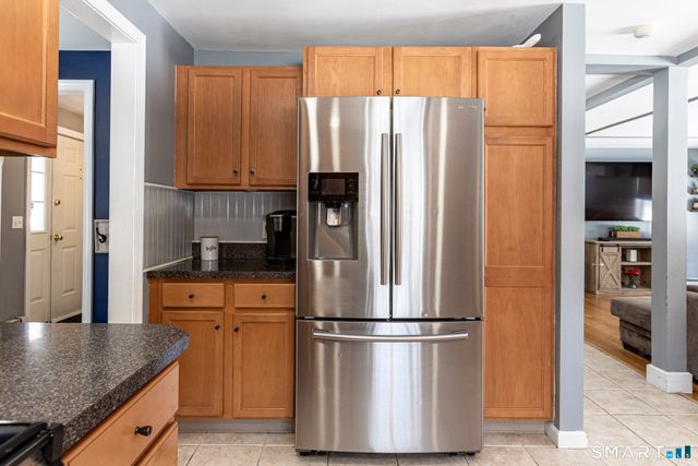 107 Amherst Drive, Manchester, CT 06042