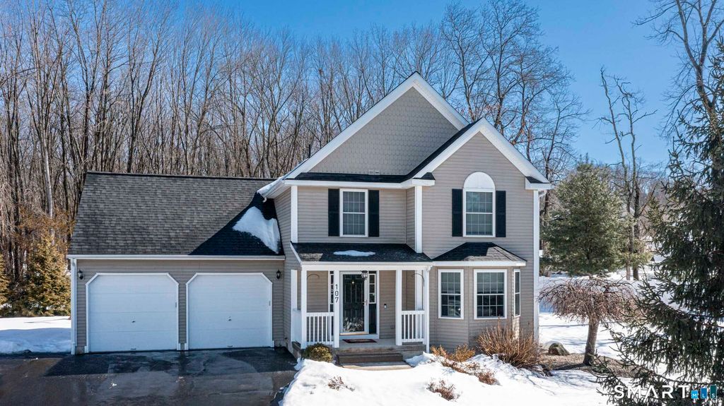 107 Amherst Drive, Manchester, CT 06042
