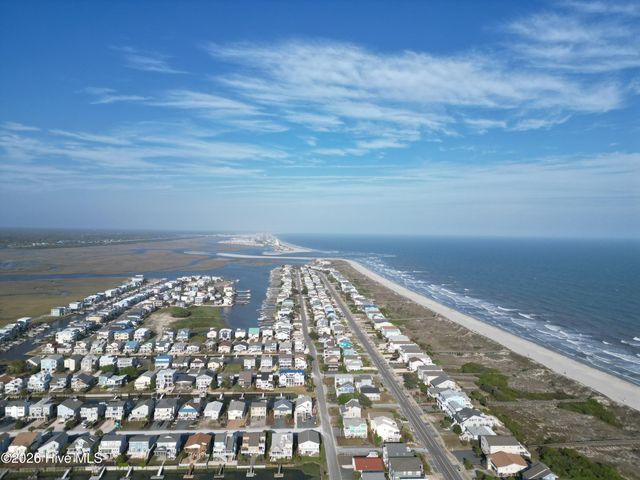 105 E Main Street, Sunset Beach, NC 28468