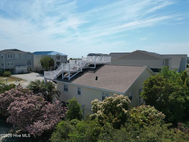 105 E Main Street, Sunset Beach, NC 28468