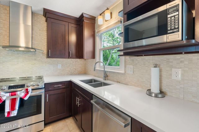 105 E Main Street, Sunset Beach, NC 28468