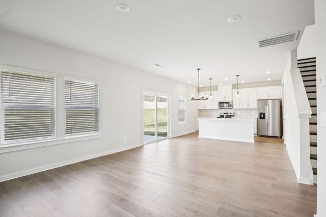 1910 Mahala Dr, Hermitage, TN 37076