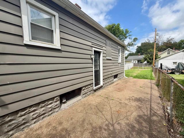 1040 Covert Avenue, Evansville, IN 47714