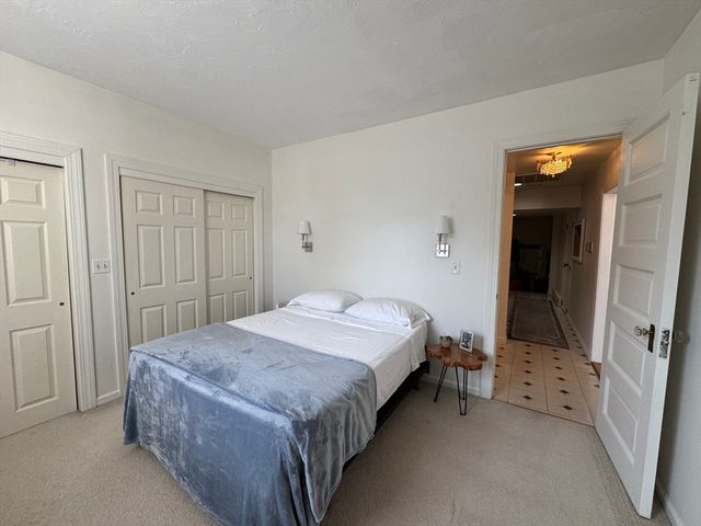600 Washington St 2, Wellesley, MA 02482