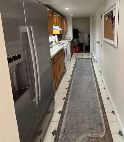 600 Washington St 2, Wellesley, MA 02482